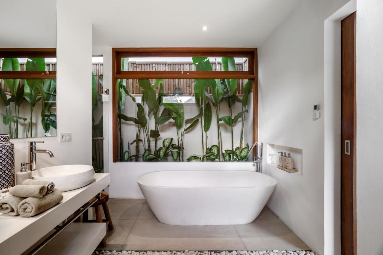 Villa Nabi By Alfred In Bali Seminyak Buitenkant foto